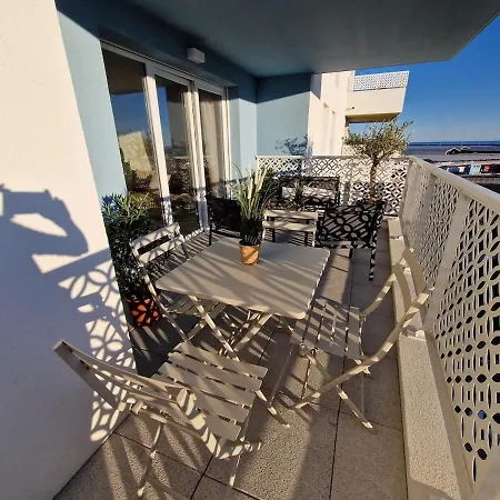 Apartament Le Saint Clair, Superbe Neuf, Terrasse, Vue Mer, Parking Climatisation *